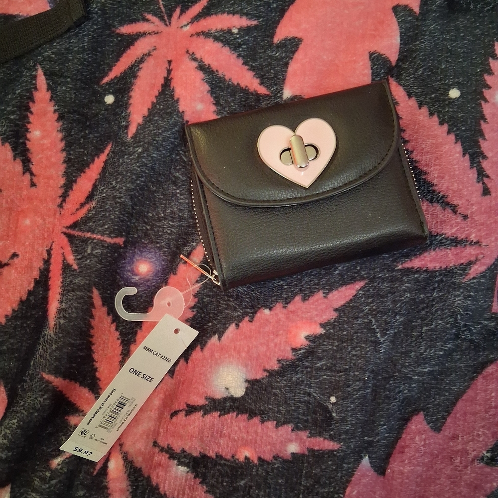 Black Wallet with Heart Clasp